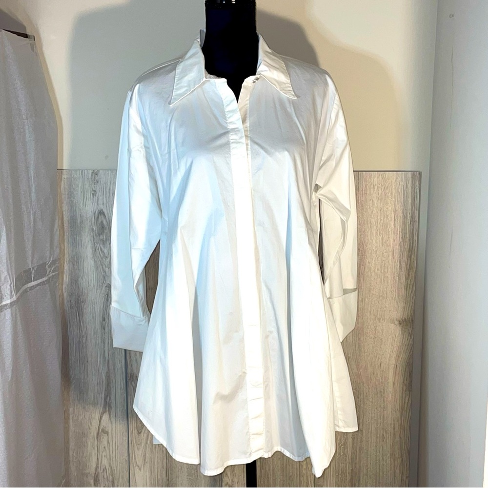 PLANET by Lauren G Women's White Cotton Lagenlook
Contemporary Button Down Sz 1